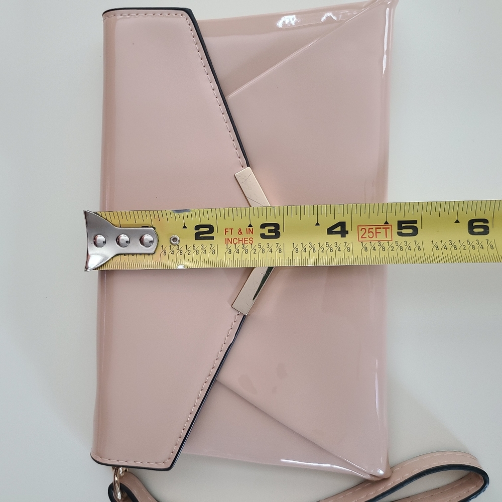 Urban Expressions Wristlet With Chainlink Shoulder Strap - Picture 8 of 8
